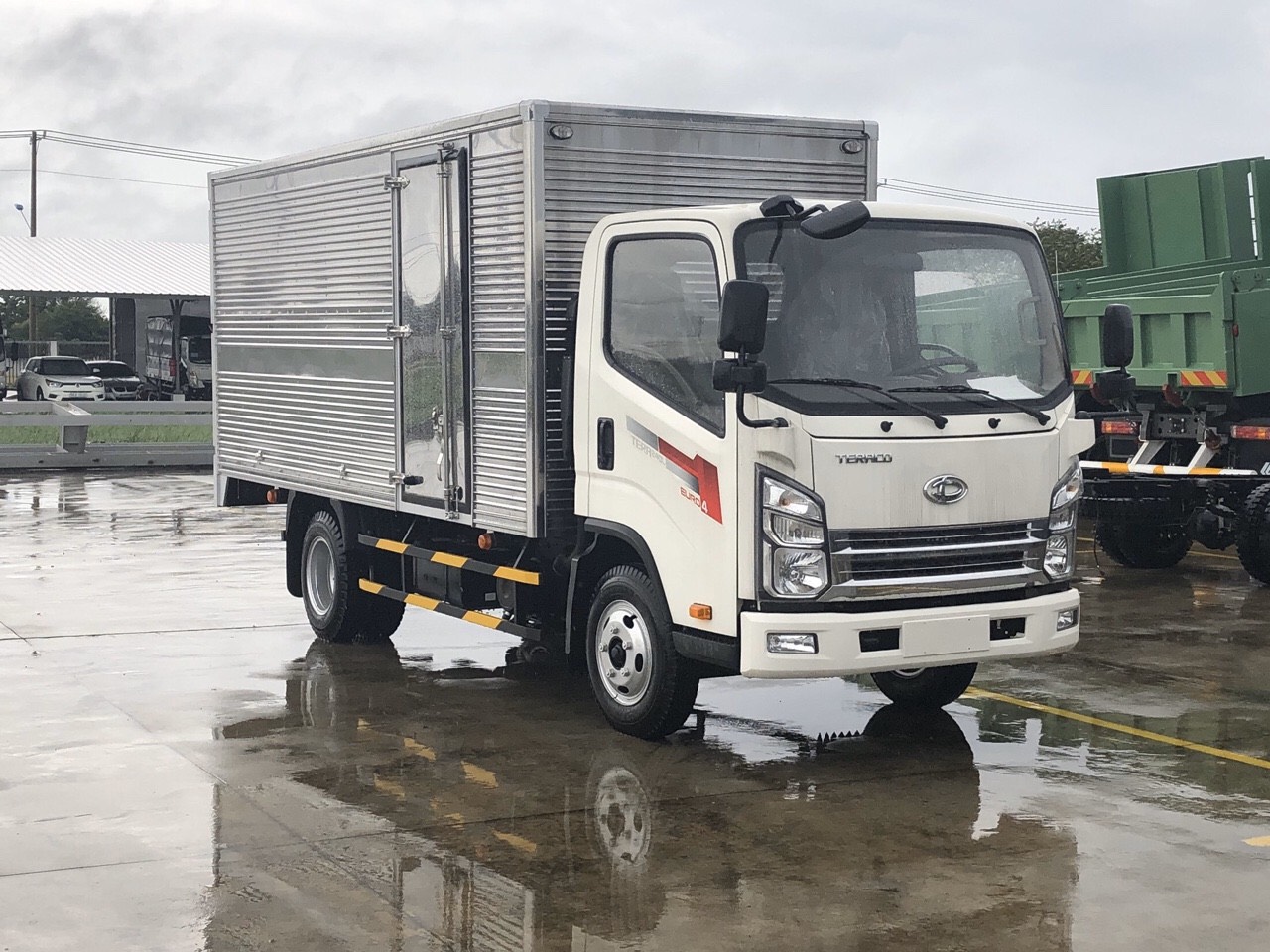 Xe tải Teraco - Công Ty TNHH Sản Xuất Thương Mại Xuất Nhập Khẩu Đông Tây